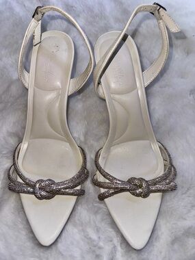Elegant White Women's Pointed Toe Slingback Heels with Knotted Rhinestone Strap